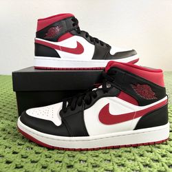 Jordan 1 Mid “Gym Red Black White”