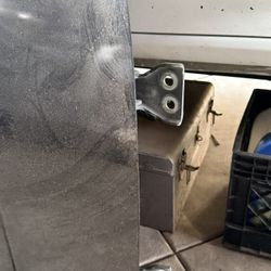 G8 Gt FR Door Hinges 