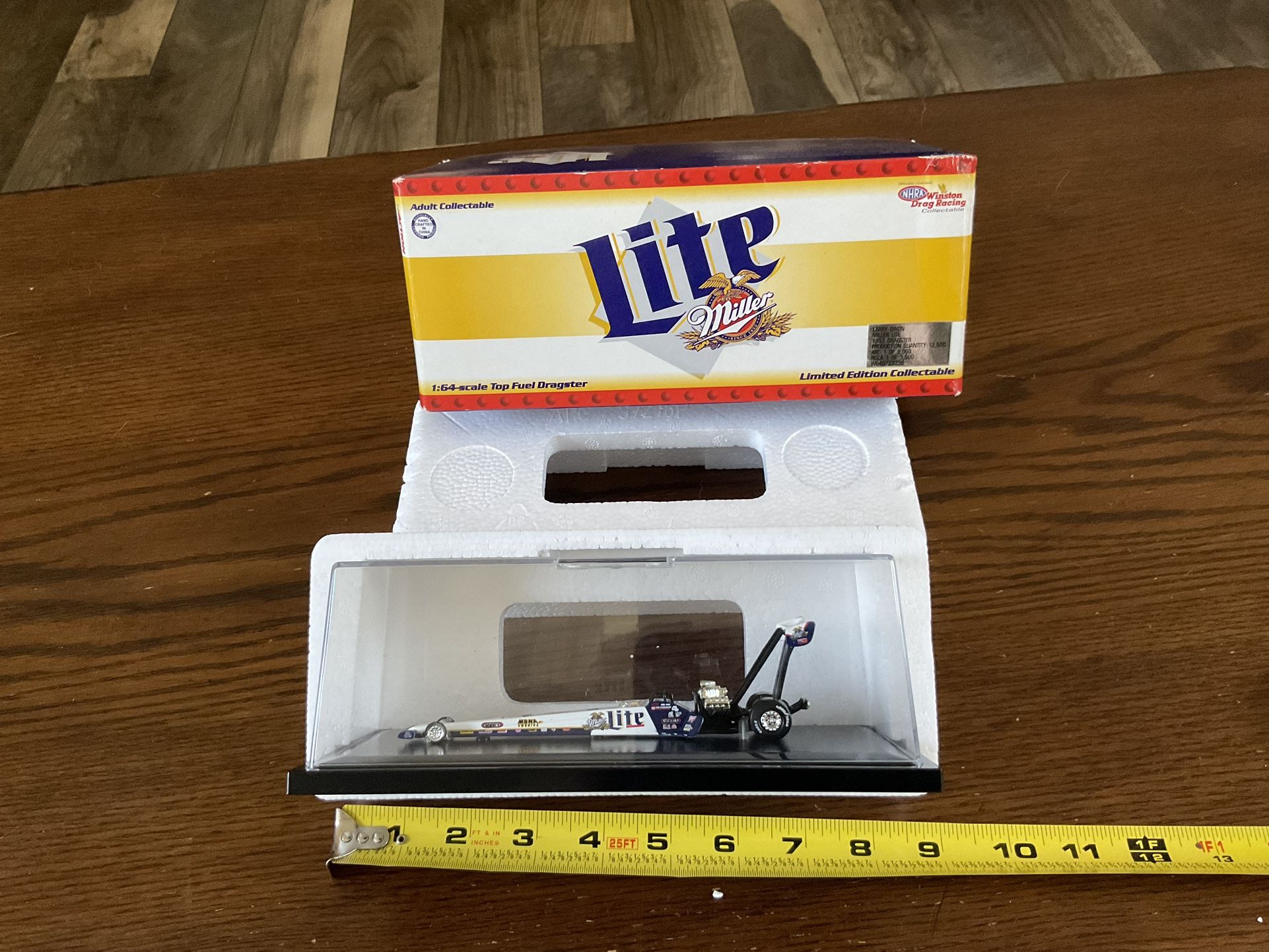 Larry Dixon, Miller lite, 1997, top fuel dragster, 1.64 scale.