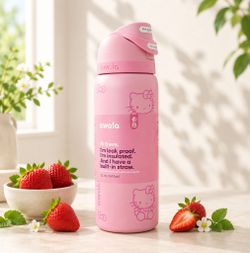 Owala Hello Kitty FreeSip Water Bottle 32oz