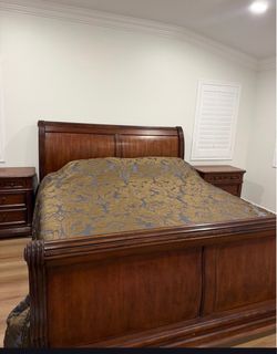 Cherry Wood Sleigh Bed Frame with Nightstands