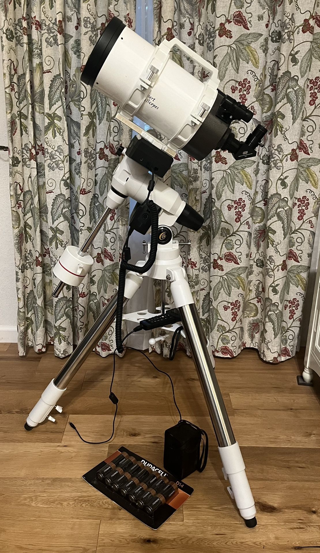 Maksutov Cassegrain Telescope