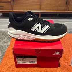 New Balance Baseball Turf Shoes, Men’s Size 11