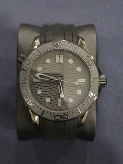 Mens Luxury Sports Dive Stainless Steel Watch Black Dial - OMG