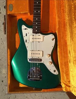 2000 Fender American Vintage 62’ reissue Jazzmaster
