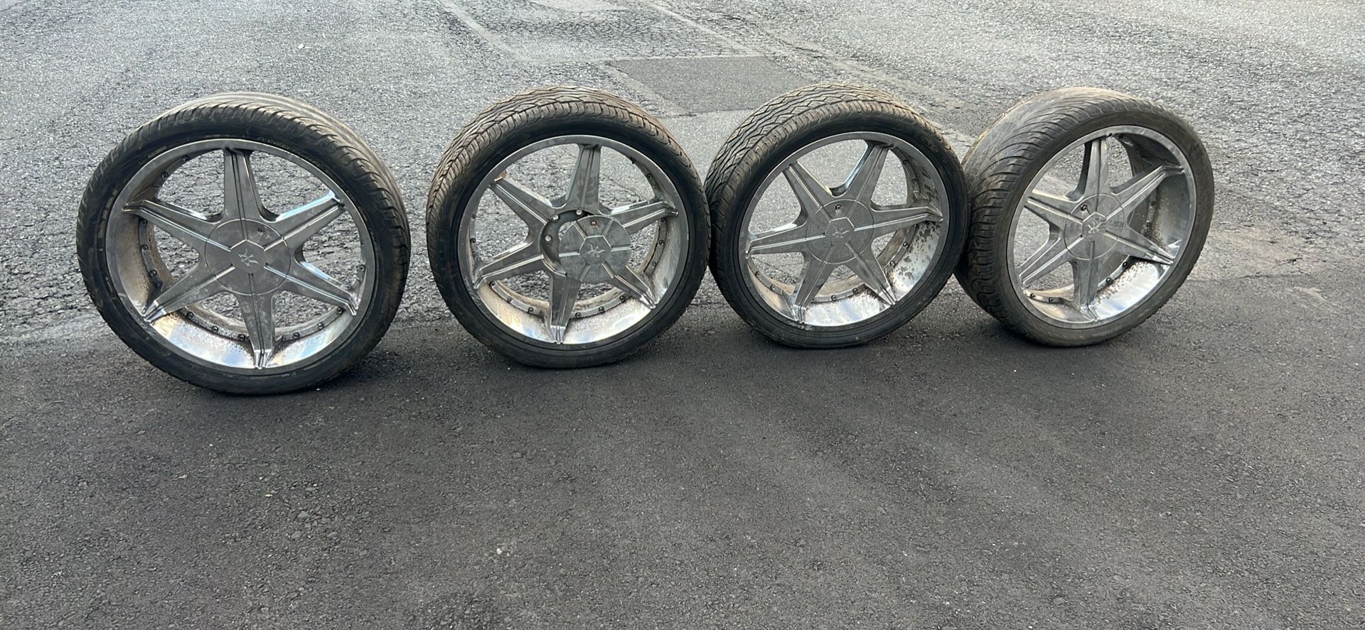 Set Of 4 Rims Just Need Clean