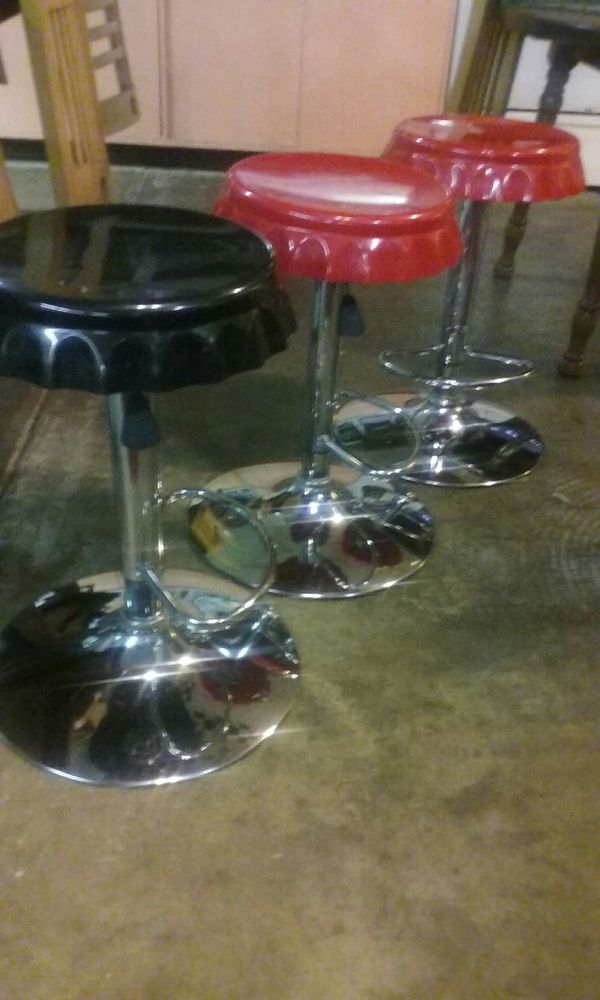 Chrome Bottle Cap Barstools For In Indianapolis Offerup Chrome Bottle Cap Barstools