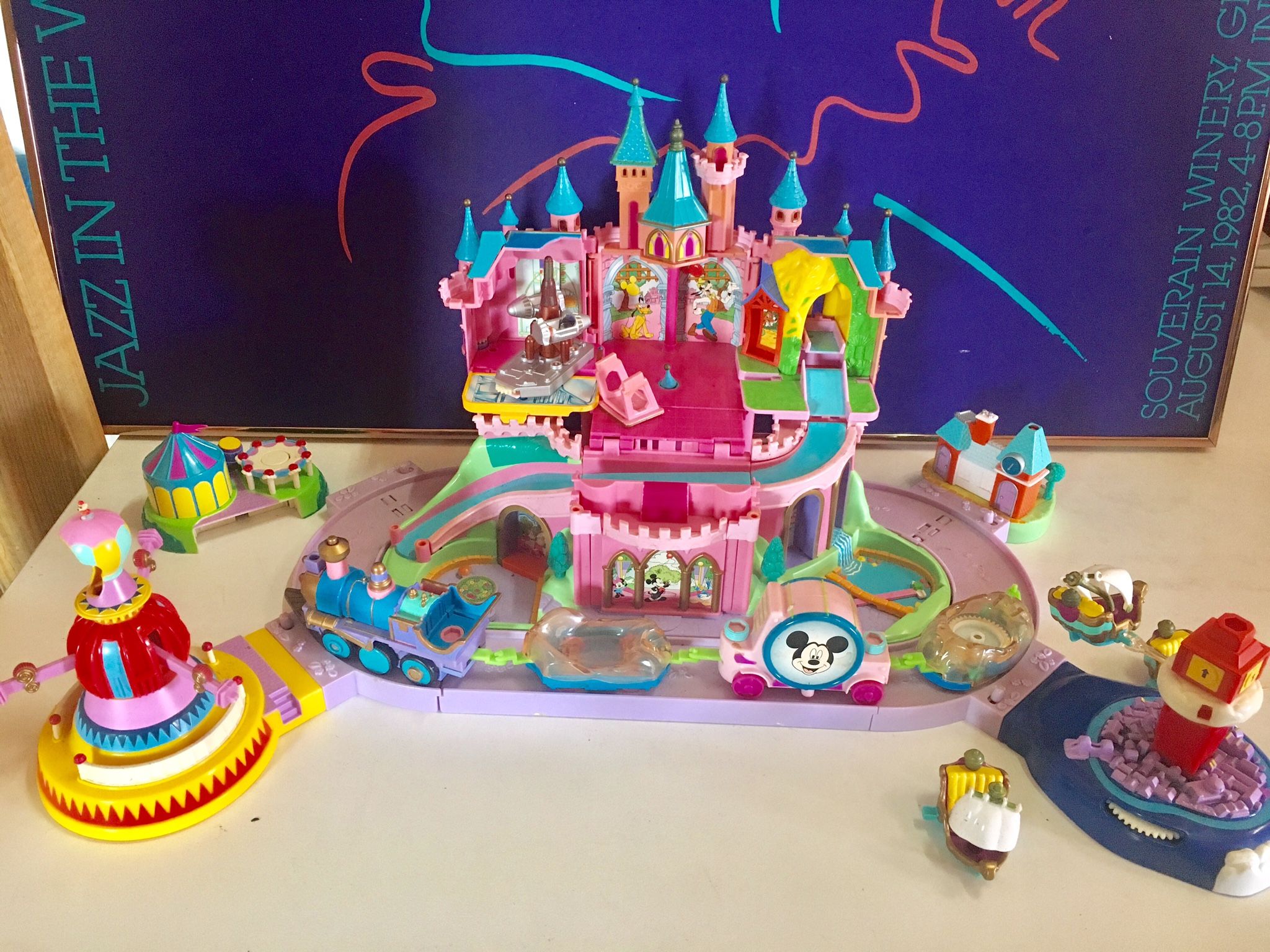 Polly Pocket Magic Kingdom Playset Vintage Disney