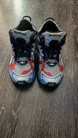 balenciaga runners