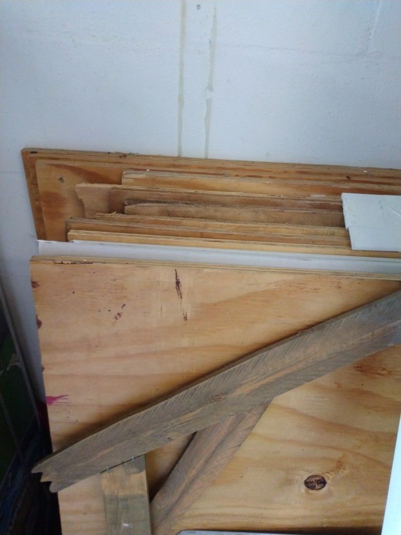 Plywood