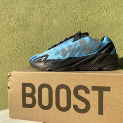 Yeezy Size 9