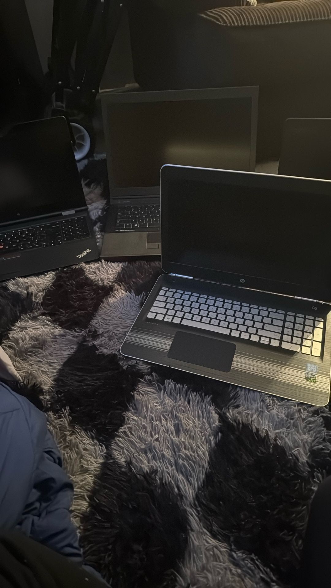 4 Laptops - Yoga 15 Thinkpad i7, Hp Pavilion i7, Dell Pecision M6800 i7, Dell Latitudee7450 i5