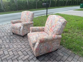 2 recliner arm chairs