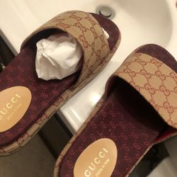 gucci Sandals