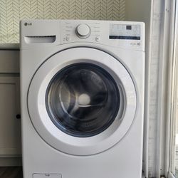 Shop now
Image of LG - 4.5 Cu. Ft. High Efficiency Stackable Front-Load Washer with 6Motion Technology - White
LG - 4.5 Cu. Ft. High Efficiency Stacka