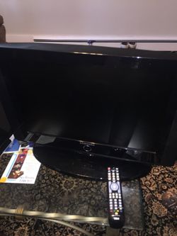 Fairly new Samsung LED 22 inches TV with Remote control ...Pick up Auburn mall