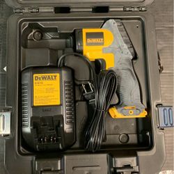 Dewalt 12v Bare Tool Ir Temp Gun With Case And Charger 