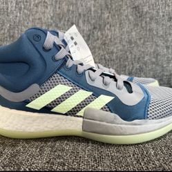 Brand New ADIDAS Marquee Boost Basketball Shoes Size 8.5 Men