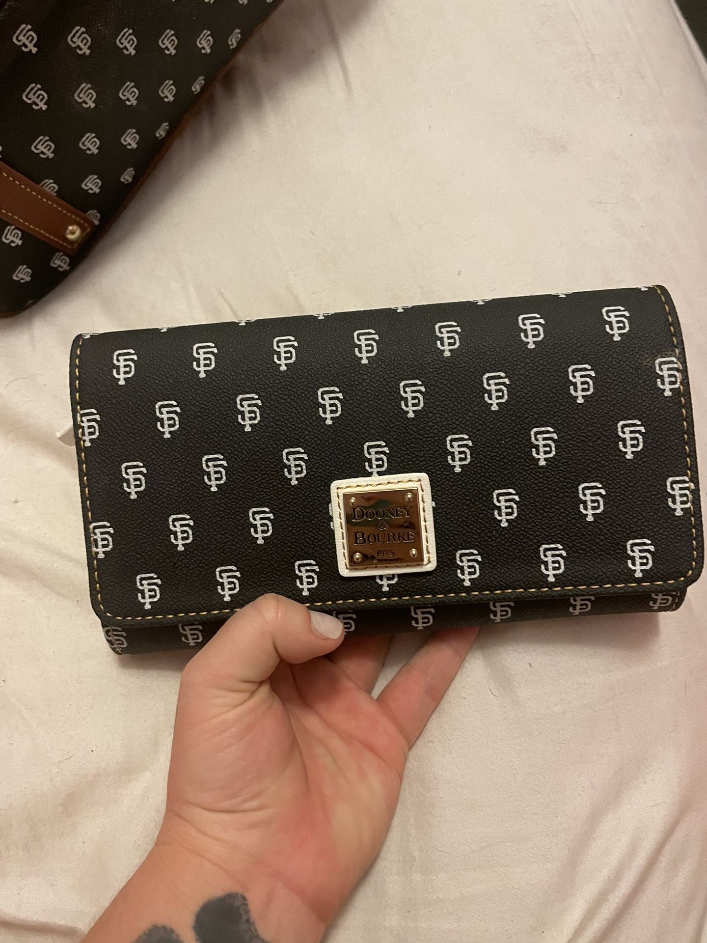 Dooney And Bourke Giants Crossbody