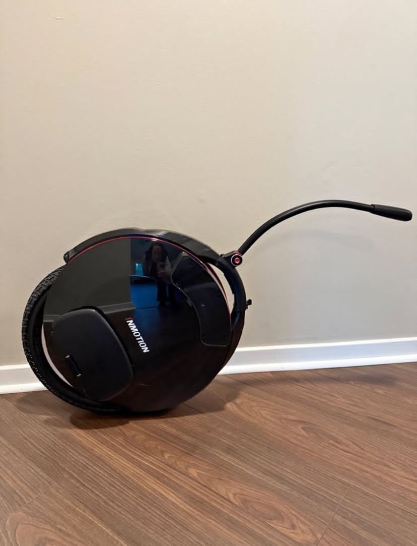 INMOTION-V10F-Electric-Unicycle