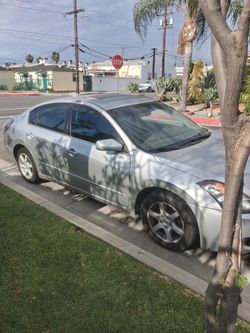 Nissan Altima 09