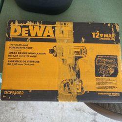 Dewalt