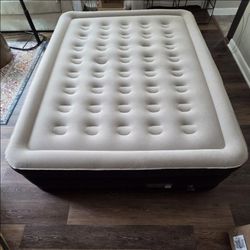 COZI Queen Air Mattress 20 in.