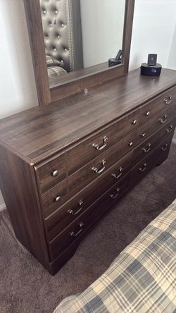 Ashley brand dresser