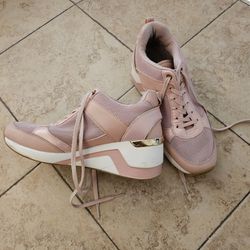 Sketchers Pink Wedge Tennis Shoes Sneakers