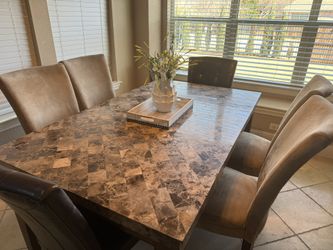 Dining Room/ Nook Table Set