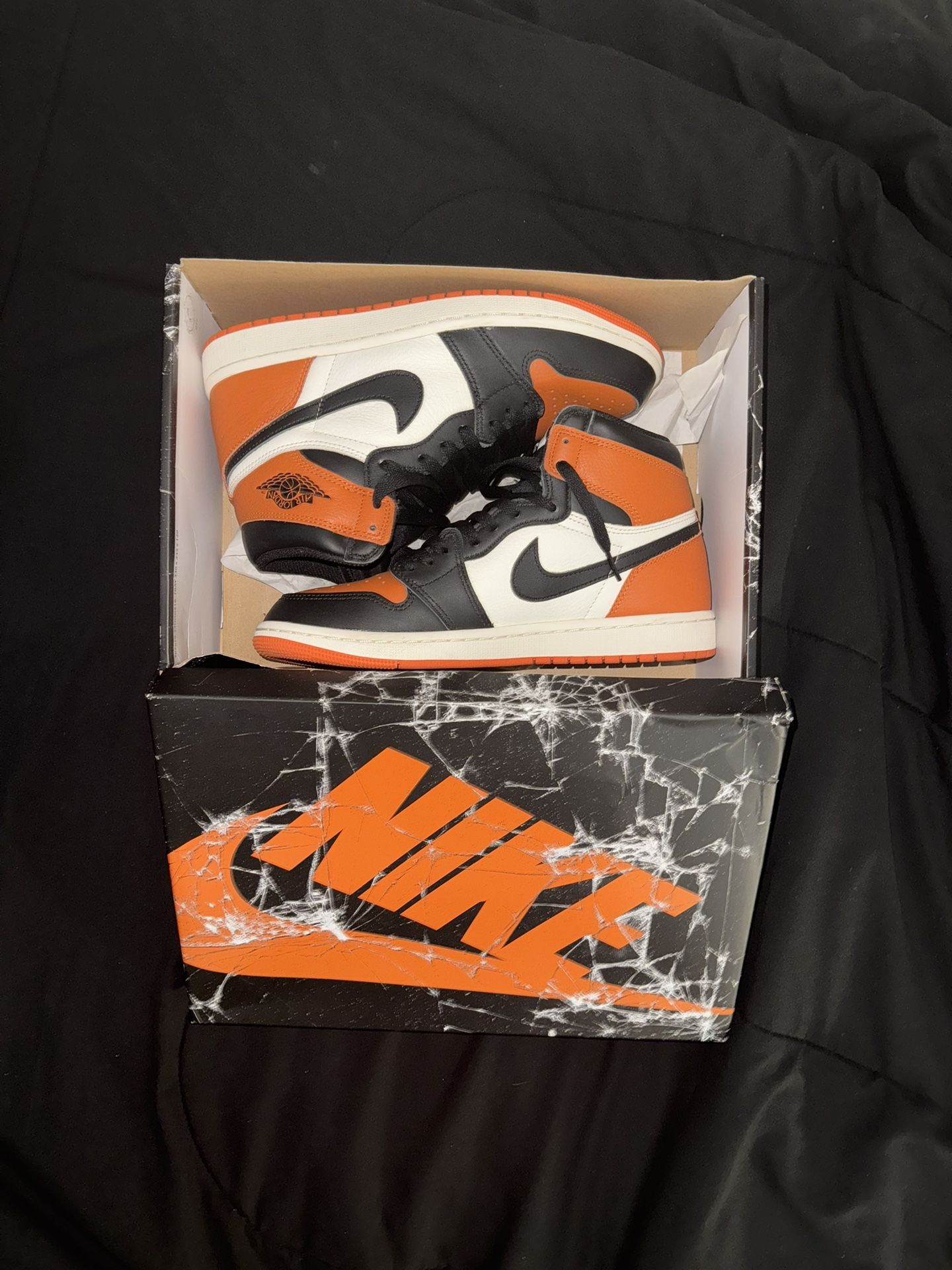 Air Jordan 1 'Shattered Backboard' 