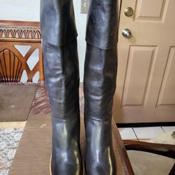 UGGS LEATHER WOMEN'S BOOTS SIZE 7 W