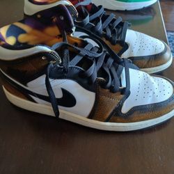 Men  Leather NIKE HIGH TOP SHOES Size 12
