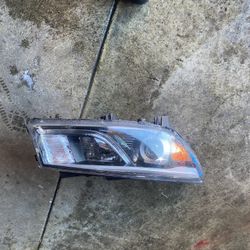 2015 2018 Kia Sedona Passenger Right Headlight 