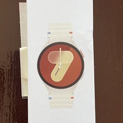 Samsung Galaxy Watch7 in original packaging