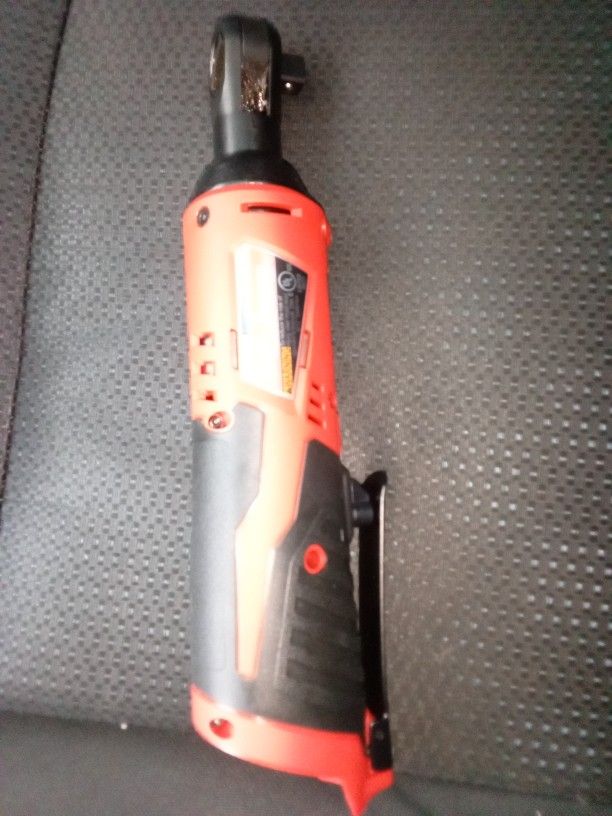 Milwaukee 3/8 Ratchet