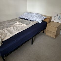 Bedroom Set / Furniture 