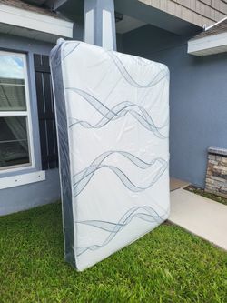 NEW QUEEN MATTRESS AND BOX SPRING -- Also Available In All Sizes.