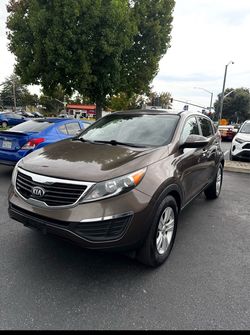 Kia Sportage SUV – Brown