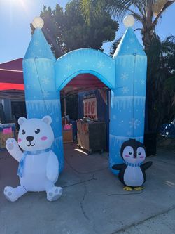 Winter Holiday Arch