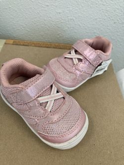 Baby girl shoes size 3