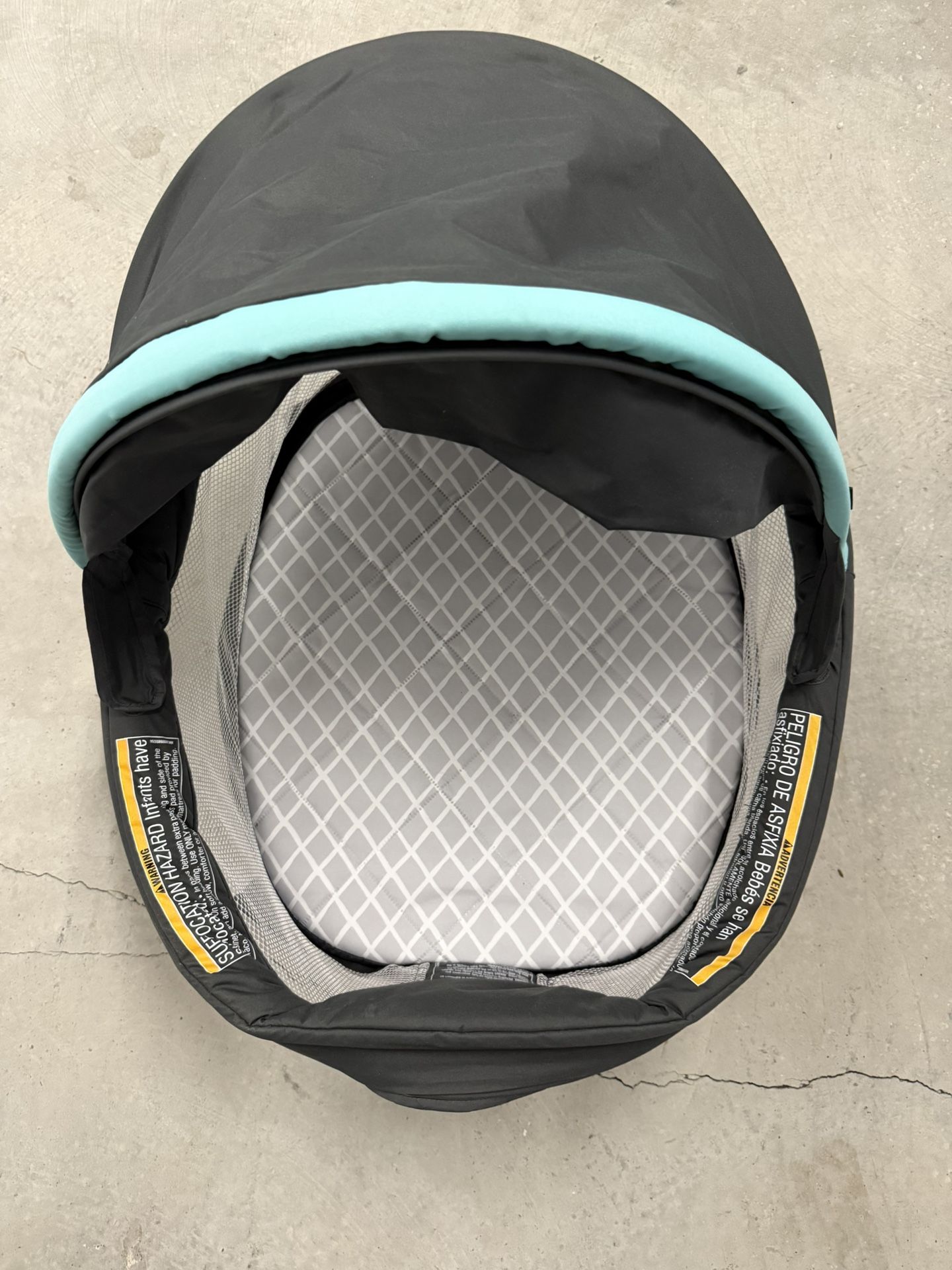 Infant Bassinet Rocker with Canopy - Portable Baby Sleeper