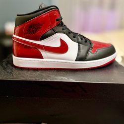 Jordan 1 Mid SE