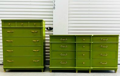 Beautiful Modern Midcentury Dresser Set