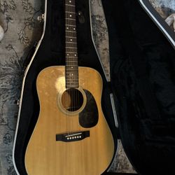 Sigma acoustic guitar model DM-5  💰$$500$$🤑