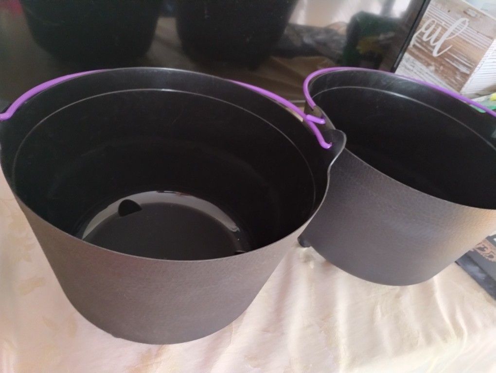 2 Cute Halloween Buckets 