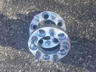 5 Lug Wheel Adapters / Spacers