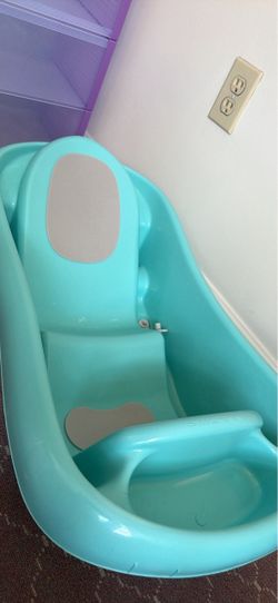 Baby Bathtub with Infant Support