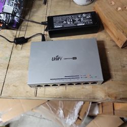 Unifi POE Switch 60watt