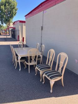 Dining Table Set w/Chairs